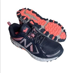 Women’s Running Shoes